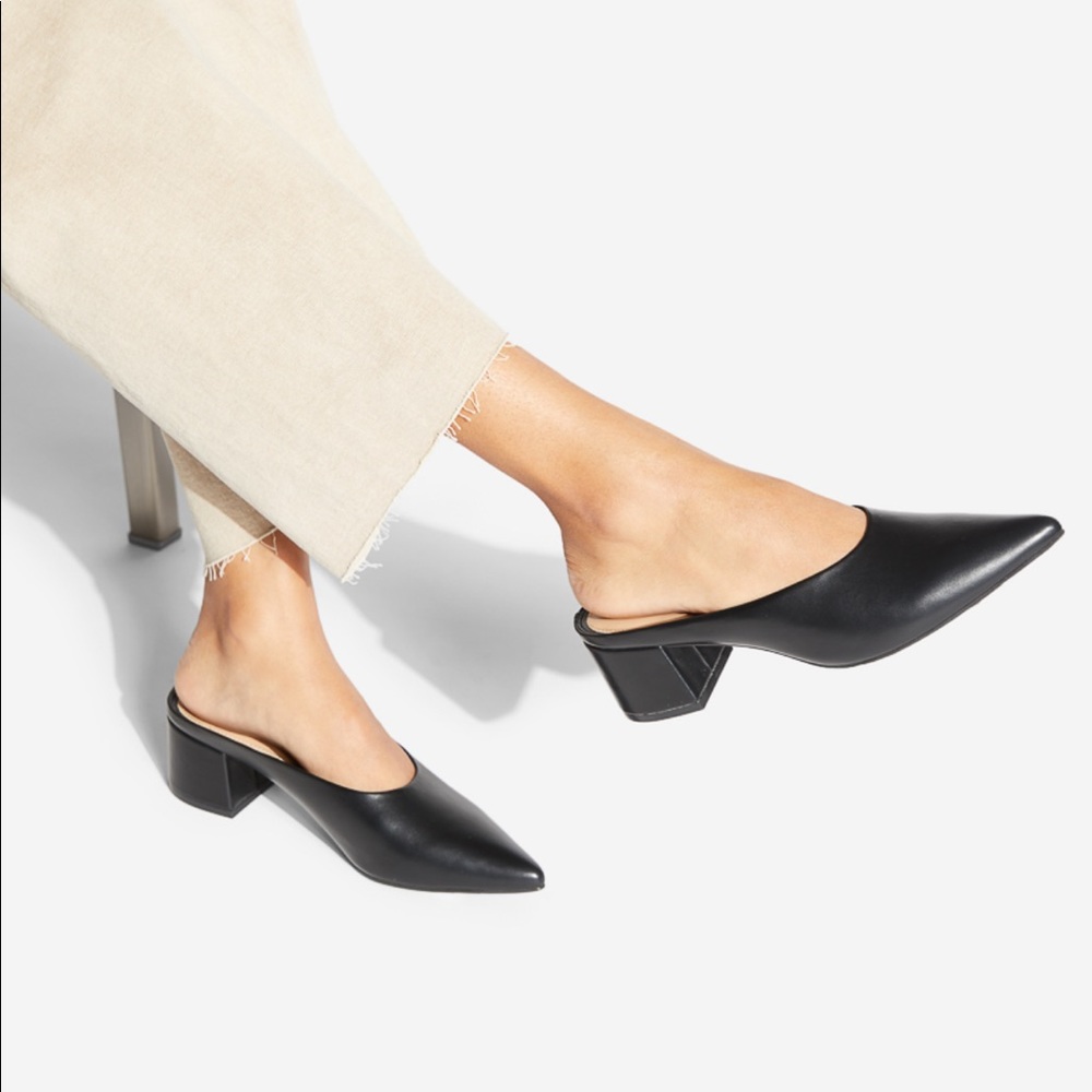 Black Cleotha Pointed Toe Mule Pump